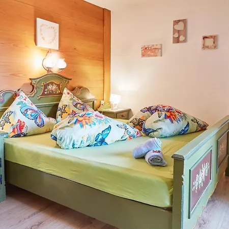 Bed & Breakfast Agnes 2*